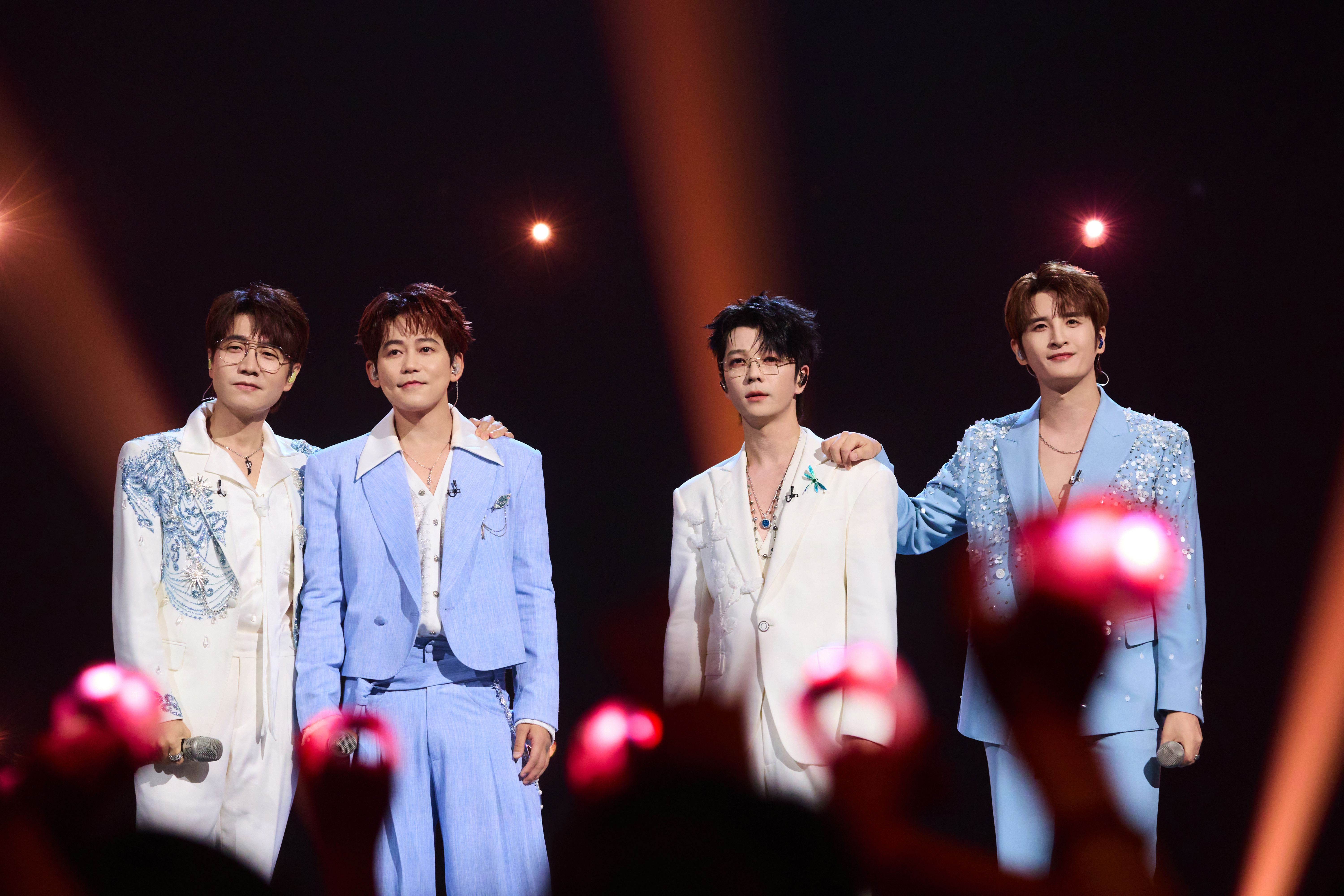 《披荆斩棘2025》今日开播 新老阵容滚烫团战