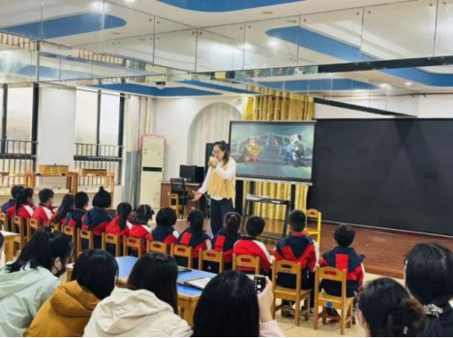 第三批学前教育学科工作室 “送培送教”活动报道338