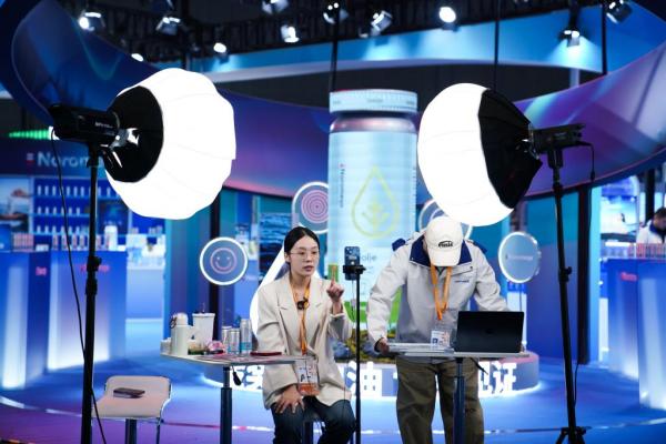 
上海市精神卫生中心黄继忠石华孟杜亚松赵志民程文红黄牛挂号电话越长越“高”！进博会八岁了