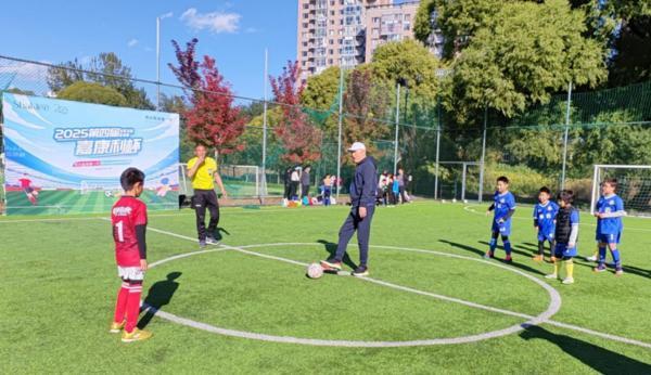 沈阳盛京医院黄牛号贩子票贩子代网上预约代挂号电话嘉康利连续四年举办社区公益少年足球赛,诠释“健康的意义”