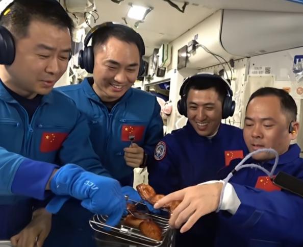 
南方医科大学南方医院刘思德张亚厉候金林周元平刘滢冯传波吕英黄牛挂号电话人类第一次在太空做饭，中国空间站迎来九阳研制的热风烘烤机