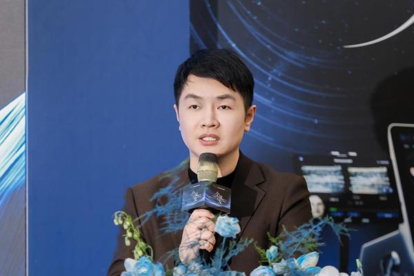 
中国中医科学院西苑医院洪霞刘红梅郭德海张翠珍李亚俐黄牛挂号电话媛颂集团与半岛医疗达成战略合作 首个获批“三类证”超声医美器械率先上线媛颂直营体系