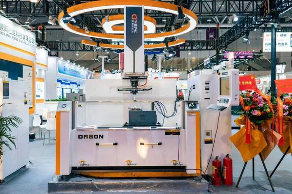 广州医科大学附属第五医院黄牛号贩子票贩子代网上预约代挂号电话设备之家携手DMP工博会 共促装备产业生态融合与国产机床品牌崛起