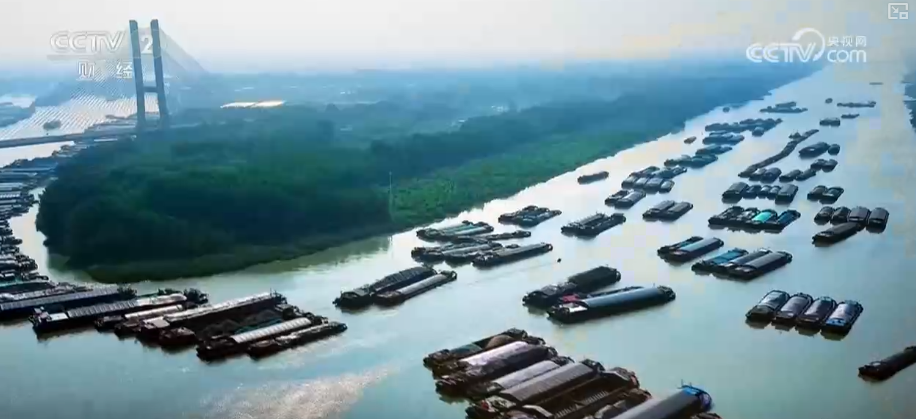 
西安各大医院黄牛挂号电话“小场景”做出“大文章”！中国向“新”发力 诸多“应用场景”变为“科创胜景”