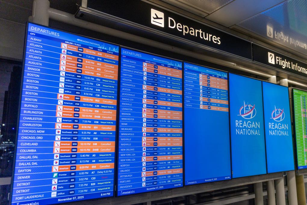 历史最长“停摆”将结束，美国“坏账”继续