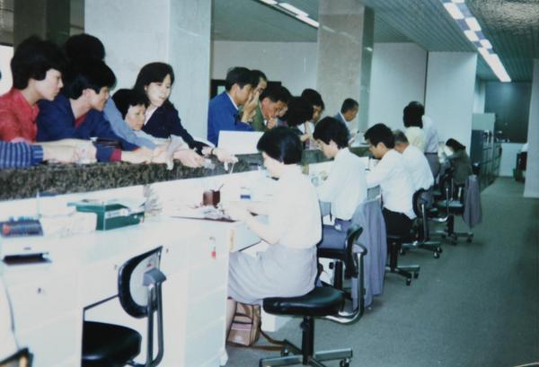 北京协和医院孙强李炎王孟昭高金明宋英娜黄牛挂号电话厦门国际银行:特区金融浪潮中的破浪先锋