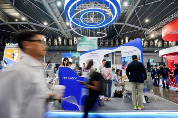 南京东部战区总医院黄牛号贩子票贩子代网上预约代挂号电话信也科技亮相新加坡金融科技节,展示领先智能信贷解决方案