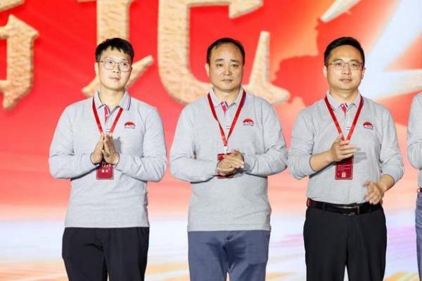 
天津市环湖医院黄牛号贩子票贩子代网上预约代挂号电话千万调味生意背后的他，与李锦记携手公益回馈社会