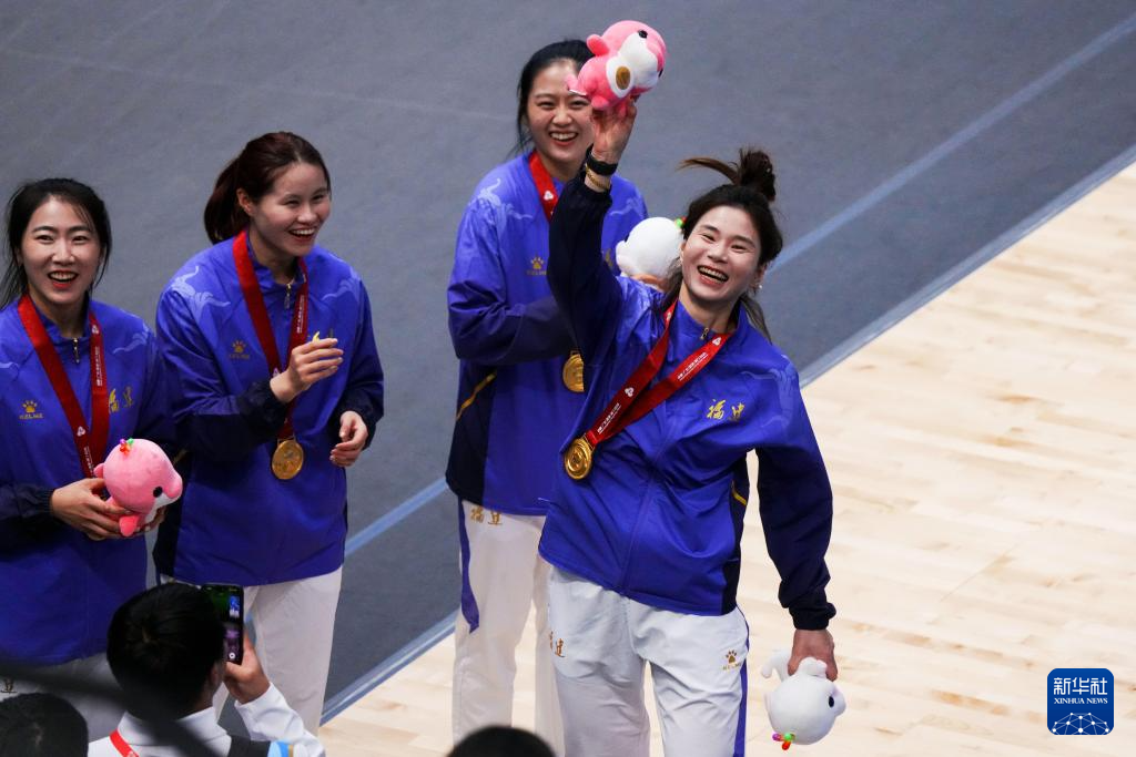 全运会|击剑——女子重剑团体金牌赛:福建队夺冠