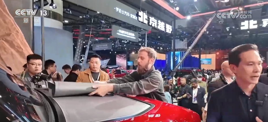 
天津中医药大学一附院黄牛号贩子票贩子代网上预约代挂号电话“跨界联动”成热门趋势 产业链各环节加速协同为汽车市场注入强劲新动能