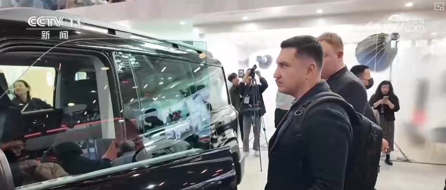 
天津中医药大学一附院黄牛号贩子票贩子代网上预约代挂号电话“跨界联动”成热门趋势 产业链各环节加速协同为汽车市场注入强劲新动能