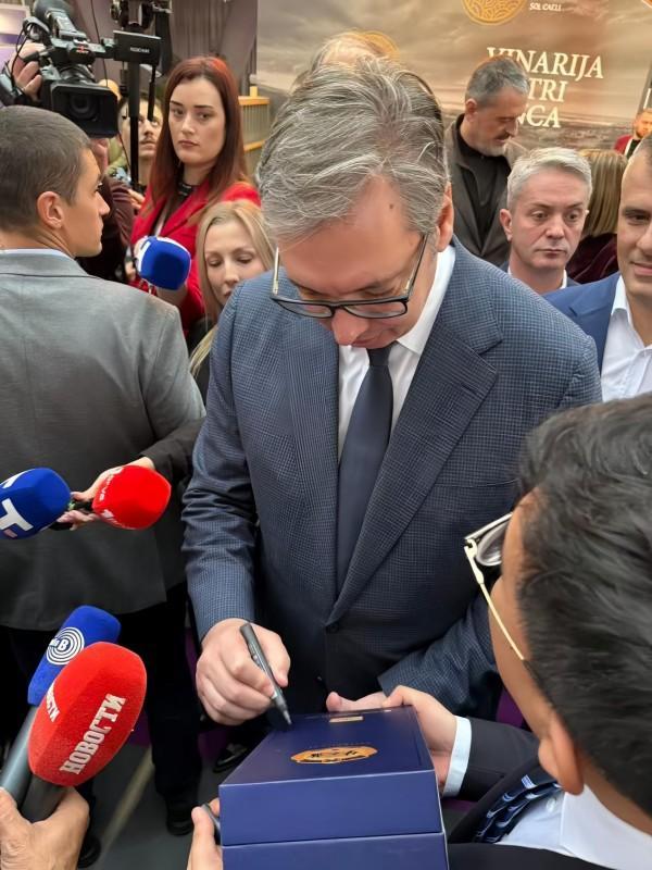 中山大学附属第六医院黄牛号贩子票贩子代网上预约代挂号电话塞尔维亚总统武契奇点赞洋河梦之蓝!