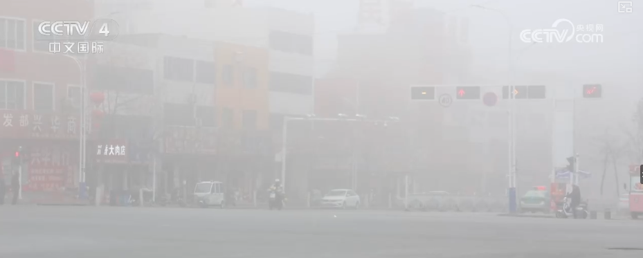 
南京各大医院黄牛挂号电话以“雪”为令细化服务保畅通 多地除冰除雪护航百姓平安出行