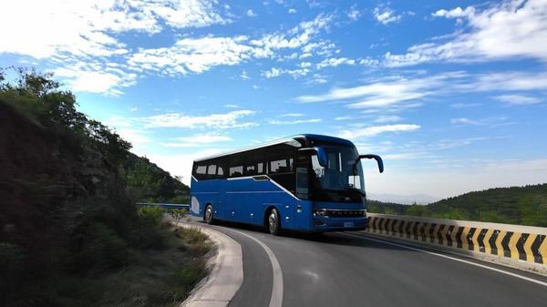 
西安西京医院黄牛号贩子票贩子代网上预约代挂号电话旅途本身就是风景 高端客车重塑旅游价值链