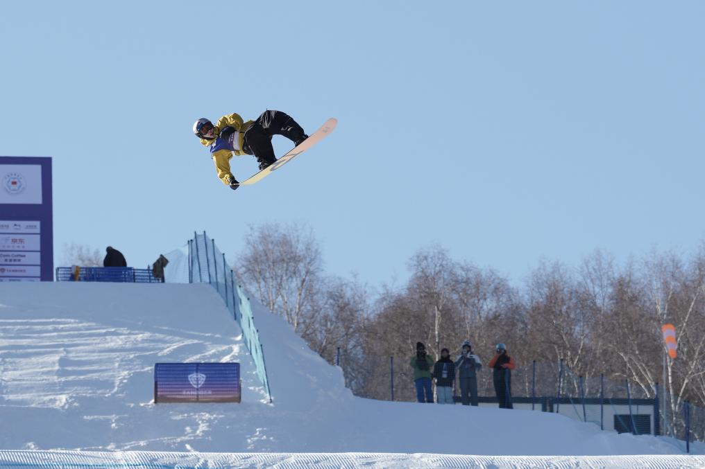 单板大跳台世界杯赛季首战即白热化 苏翊鸣、葛春宇突出重围