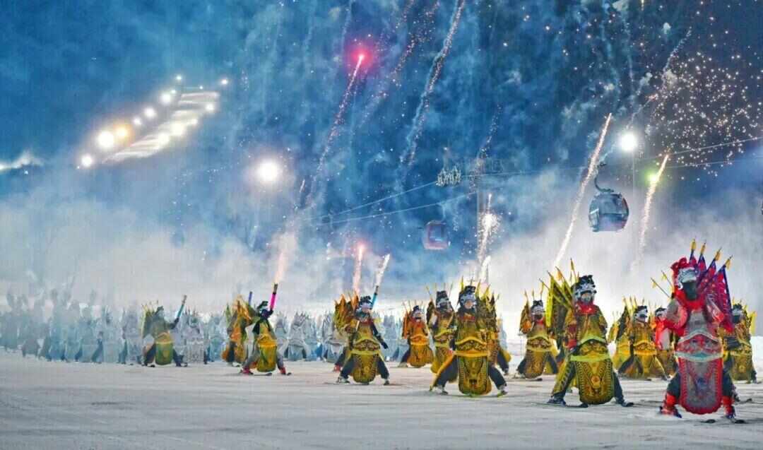 东北文旅一到冬天就“杀疯了”！国风+冰雪运动你见过吗？