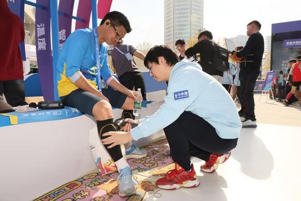 
四川省中医医院黄牛号贩子票贩子代网上预约代挂号电话2025上海马拉松完美收官，中国太保携长江养老以守护与创新共赴四年之约