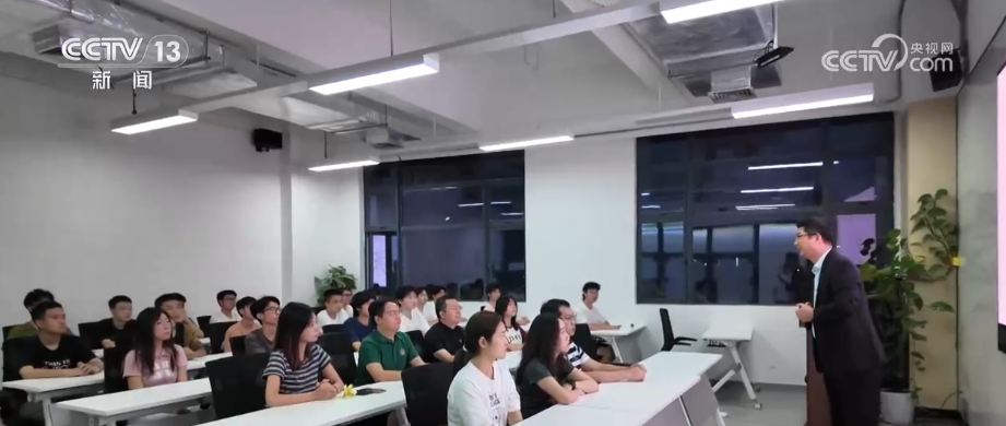 
广东药科大学附属第一医院黄牛号贩子票贩子代网上预约代挂号电话分层分类、微专业、动态调整 多举措夯实数字人才培养 构建深度融合人才生态