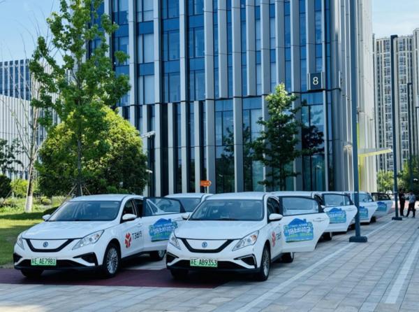 成都医院黄牛号贩子票贩子代网上预约代挂号电话10余年善举不停步,T3出行司机栾卫祥荣获“全省助残模范”