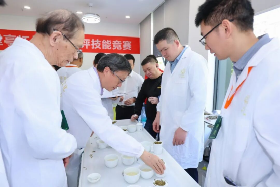 鉴茶局:第三届“五里亭杯”茶王争霸赛十大茶王 台湾乌龙茶占得一席1192