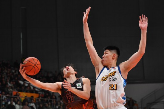 CBA俱乐部杯:长沙不敌深圳 广厦获三连胜