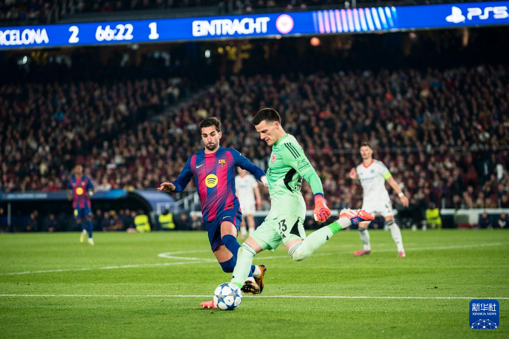 欧冠:巴塞罗那胜法兰克福
