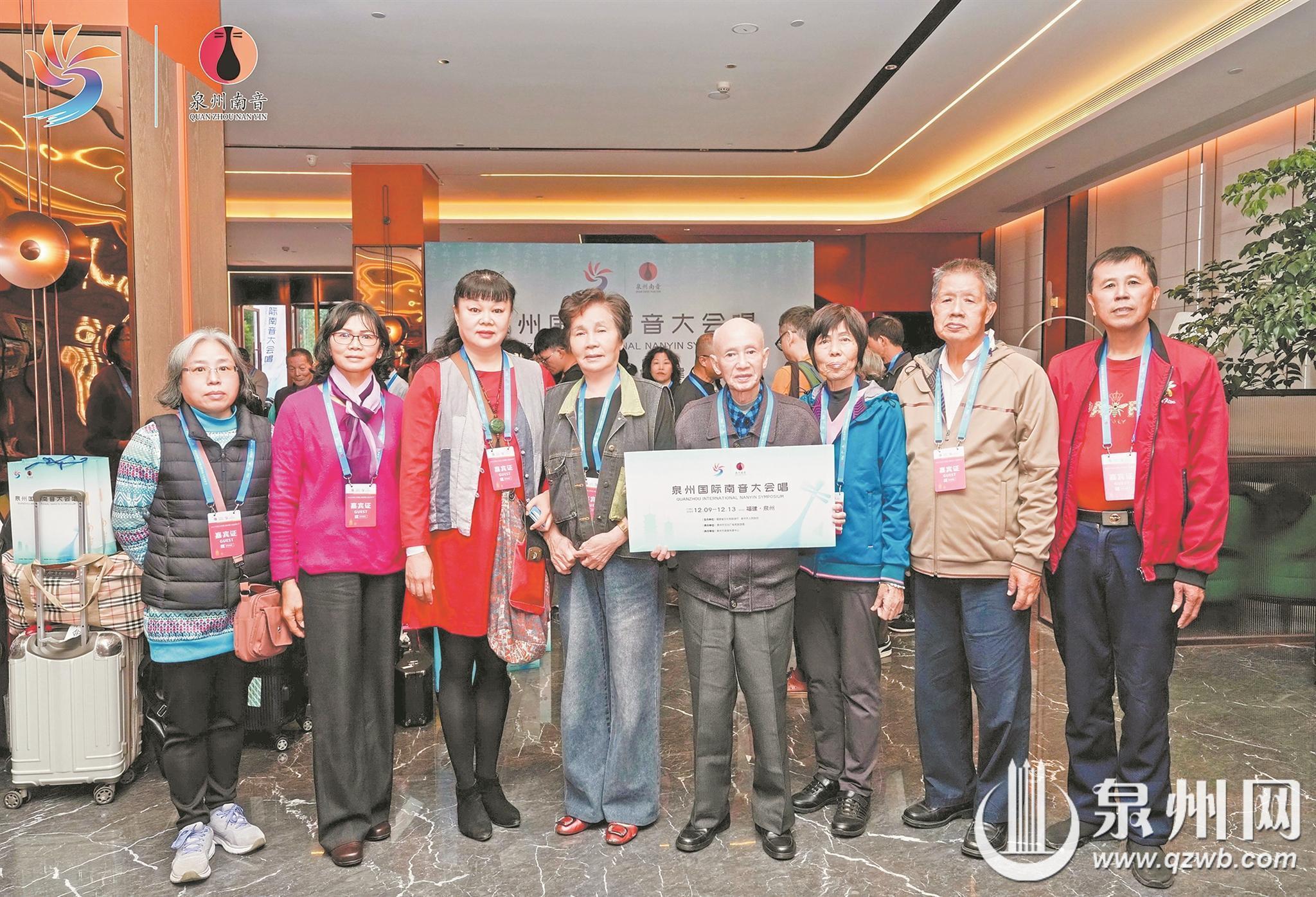 参加南音大会唱社团陆续抵泉 弦友年龄最大91岁最小10岁