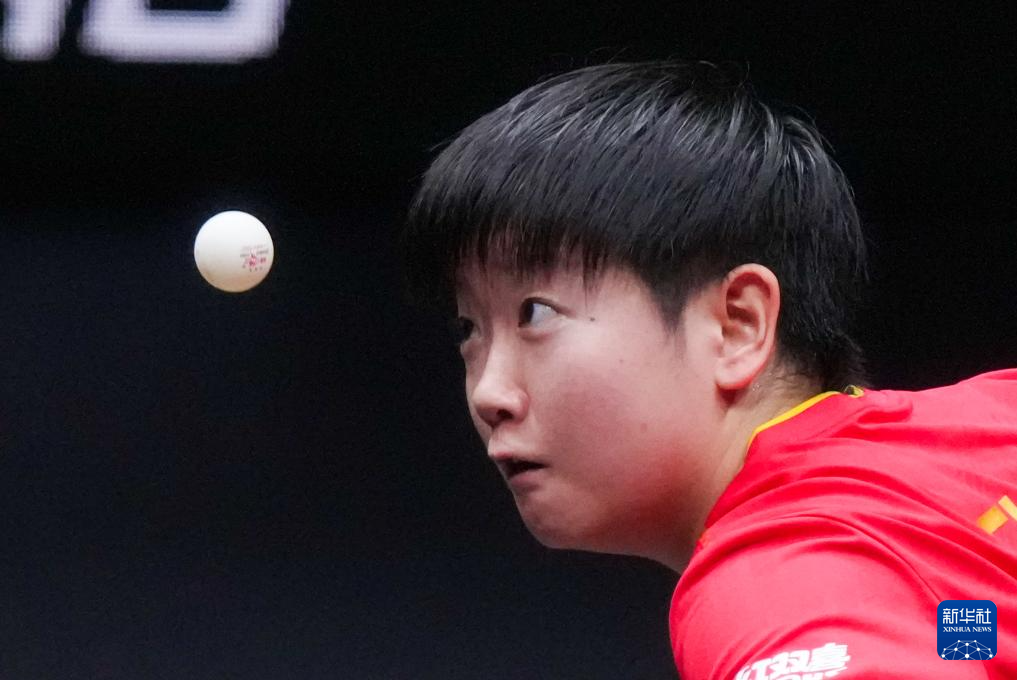乒乓球——WTT香港总决赛:孙颖莎晋级女单八强