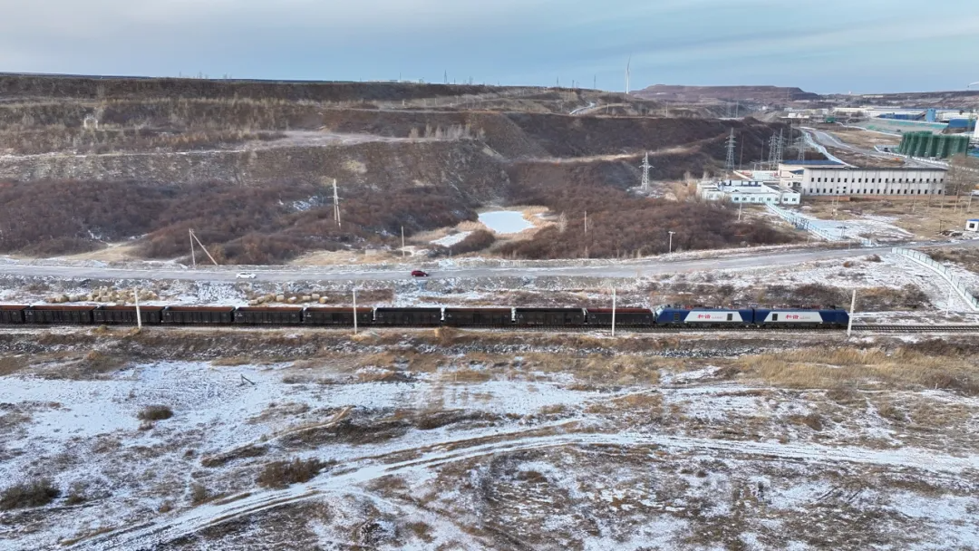 时速1公里超长火车,来了! 时速1公里超长火车,来了!