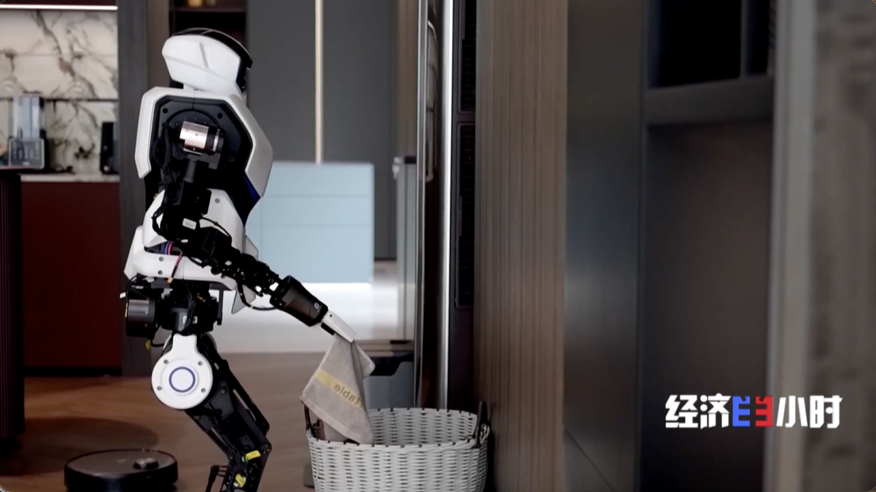 四川省人民医院黄牛号贩子票贩子代网上预约代挂号电话科技赋能民生 “AI+养老”解锁银发经济新机遇