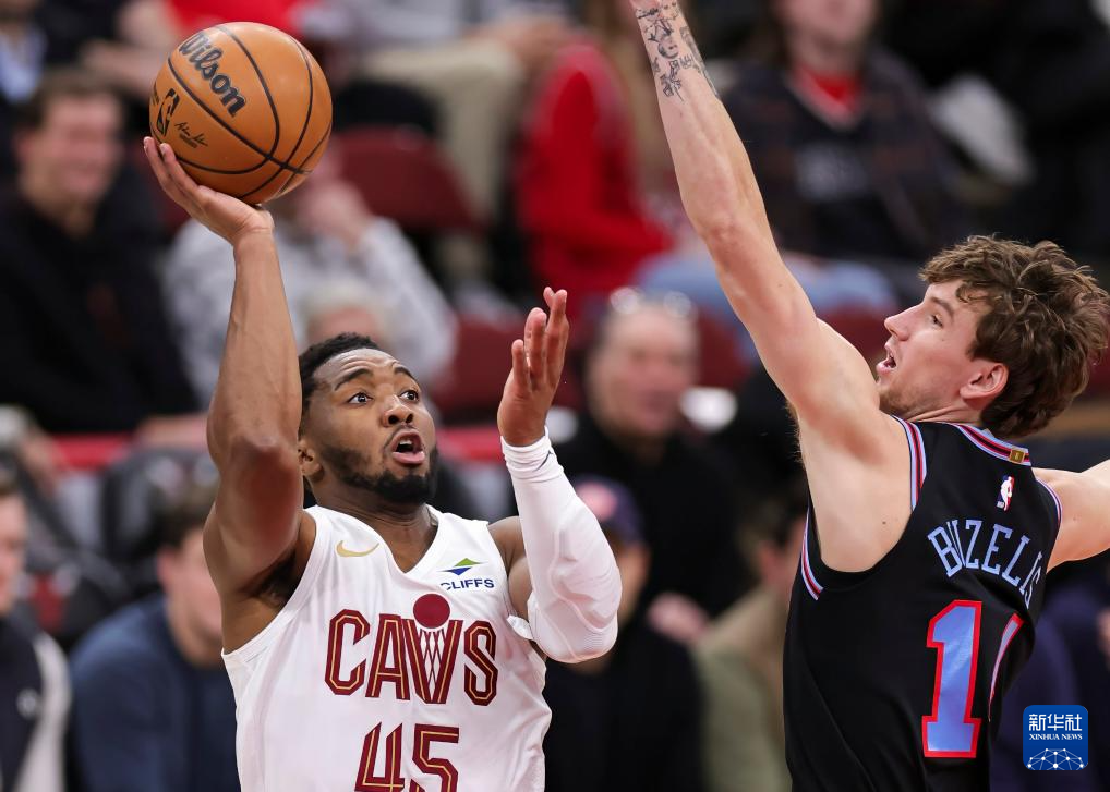 NBA常规赛:公牛胜骑士