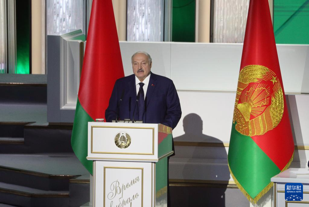 白俄罗斯总统说白境内已部署俄制“榛树”导弹