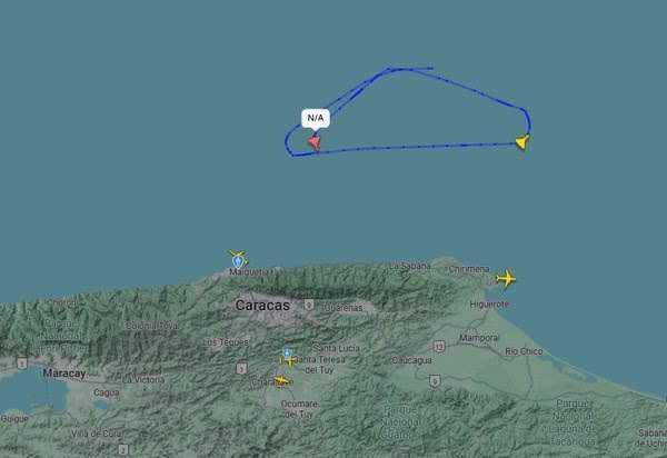 雷达数据显示美军战机在委内瑞拉首都附近空域活动
