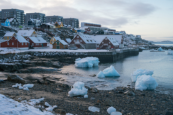 丹麦国防大臣：美应尊重丹麦主权与格陵兰岛地位