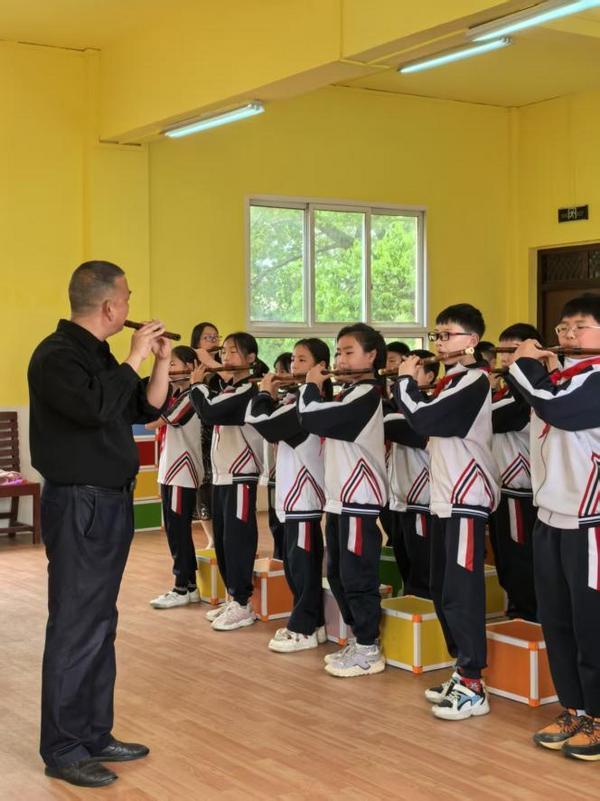 
南京鼓楼医院黄牛号贩子票贩子代网上预约代挂号电话ME公益创新资助计划携手高校共育乡村振兴新力量