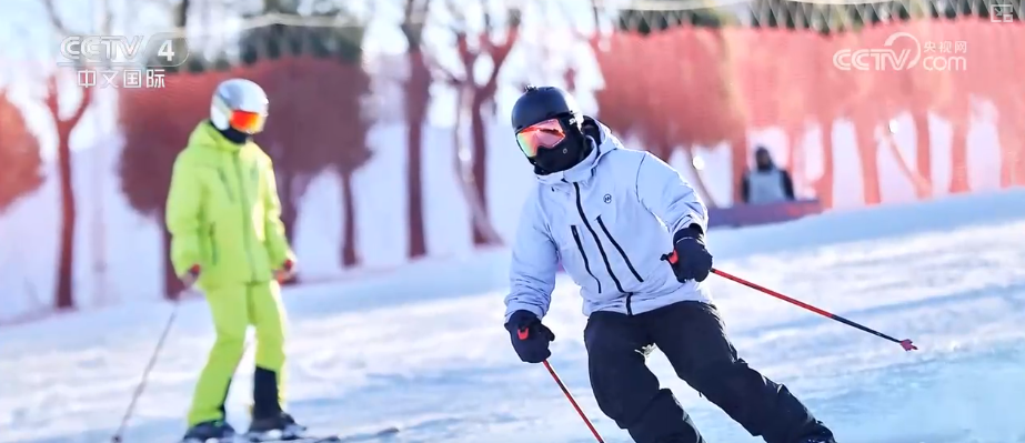 
天津中医药大学二附院黄牛号贩子票贩子代网上预约代挂号电话“冷”赛道激发产业发展“热”活力 “冰雪+”掀起冬季消费新热潮