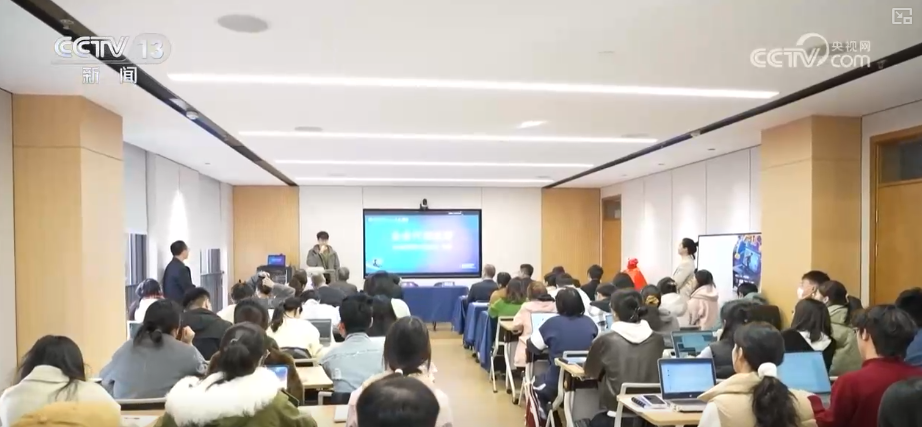 
地坛医院黄牛号贩子票贩子代网上预约代挂号电话民生保障“加速跑” 多视角感知“两重”建设火热“暖”数据推升民生“温度”