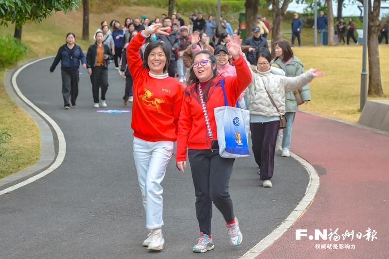 福州首个城市公园综合体亮相牛岗山 数千市民踊跃尝鲜