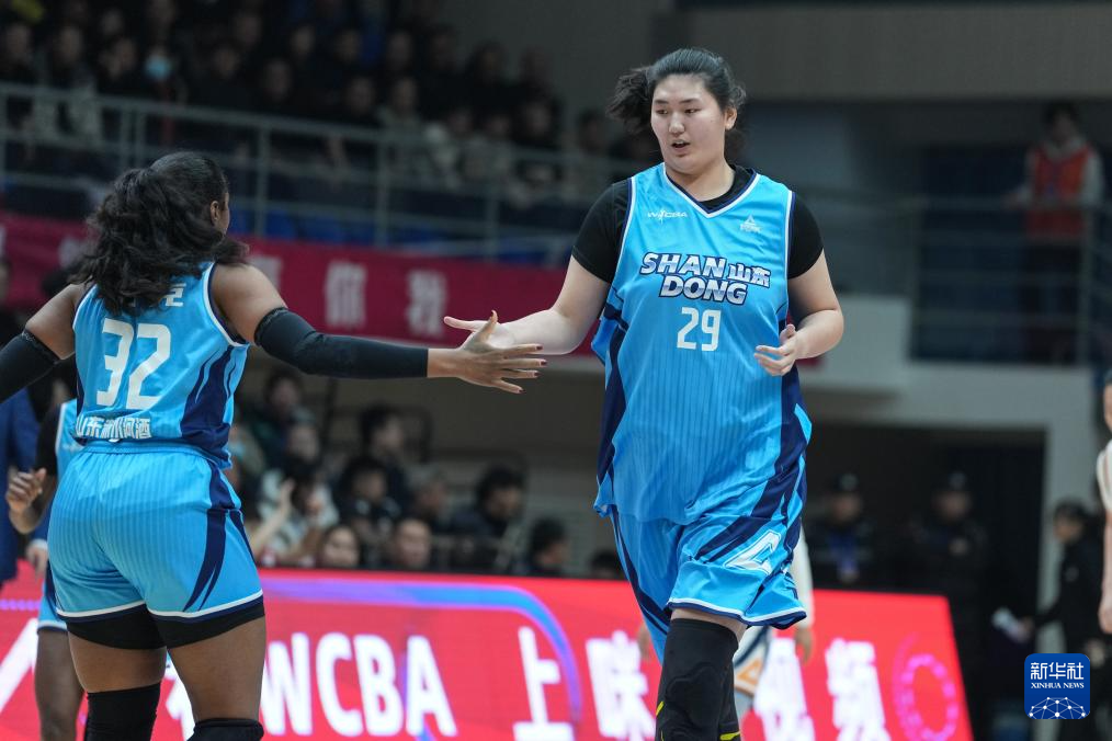 篮球——WCBA常规赛:山东赤水河酒胜石家庄英励