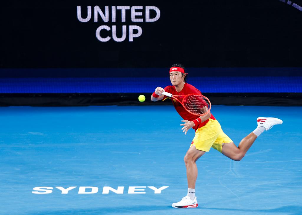 网球联合杯：中国队不敌加拿大队 小组赛一胜一负