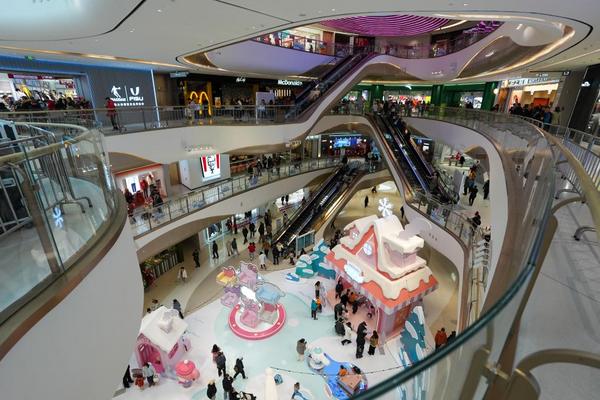 2025年12月26日，位于北京城市副中心的文化、旅游、商业综合体——“湾里”项目正式营业。 新华社记者 鞠焕宗 摄 