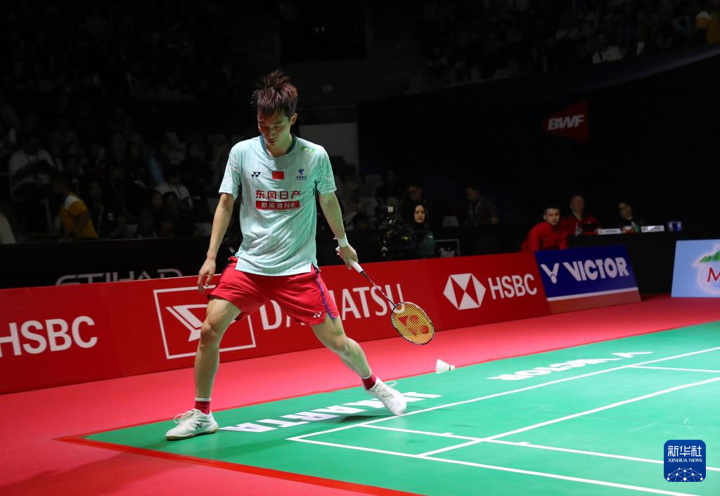 印尼羽毛球大师赛：王正行无缘男单八强