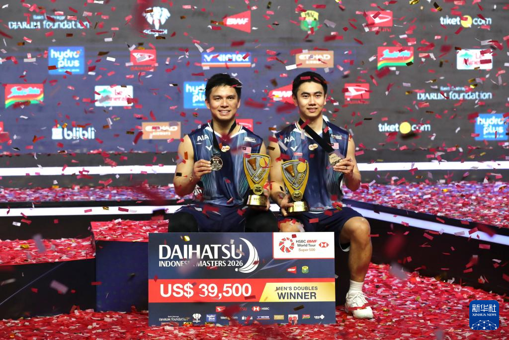 印尼羽毛球大师赛:吴世飞/伊祖丁男双夺冠