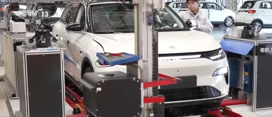 
上海华山医院黄牛号贩子票贩子代网上预约代挂号电话“迅猛增长”“进口+产业”“零突破”，活力涌动！从关键词里解码区域外贸亮点