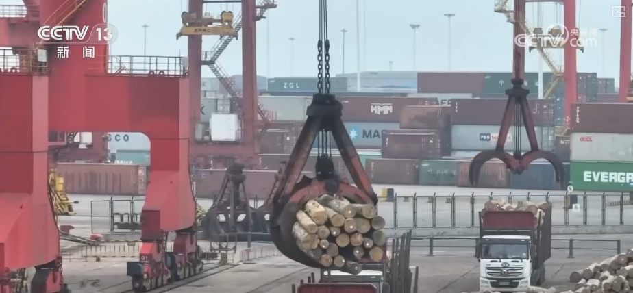 
上海华山医院黄牛号贩子票贩子代网上预约代挂号电话“迅猛增长”“进口+产业”“零突破”，活力涌动！从关键词里解码区域外贸亮点