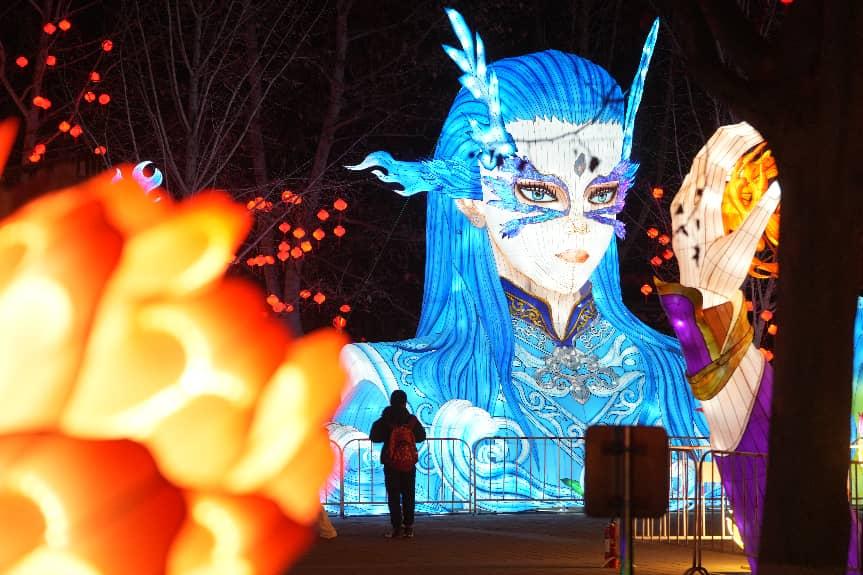 
重庆医科大学附属儿童医院王珊珊白燕李禄生罗蓉郭志超刘丰黄牛挂号电话火树银花映中轴 京南新春启华章——2026大兴魏善庄彩灯大世界点亮消费新热潮