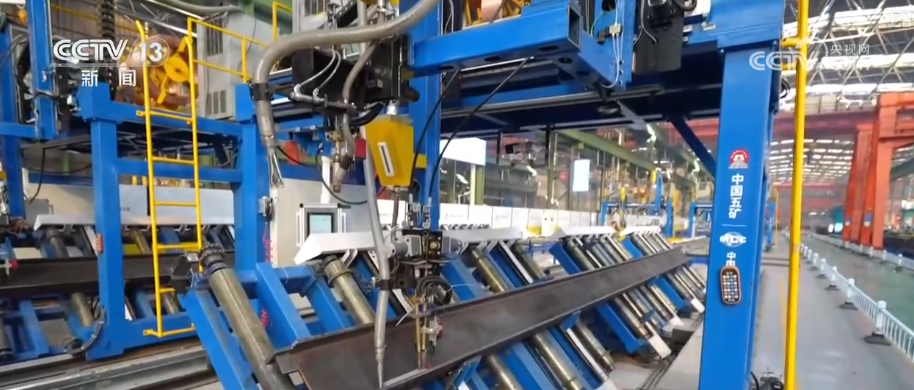 
天津血液病医院黄牛号贩子票贩子代网上预约代挂号电话“灯塔工厂”“卓越级”“领航级” 钢铁行业数改智转“加速跑”成智能制造标杆