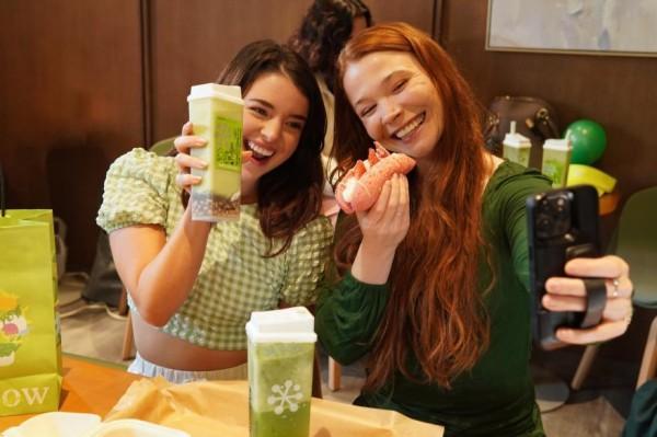 南京市中医院黄牛号贩子票贩子代网上预约代挂号电话又下一城!奈雪美西首店落户苹果总部旁,开业三日营收超9.4万美金