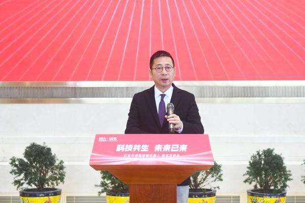 空军总医院黄牛号贩子票贩子代网上预约代挂号电话牵手国家级机器人平台,红豆“AI+服装+机器人”转型再提速