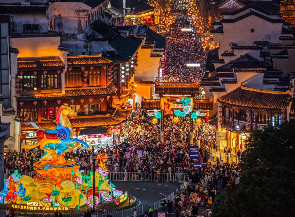 
北京大学第一医院刘立军周福德张岩郭宏杰尹杰姜玉武张月华杨艳玲黄牛挂号电话史上最长春节假期｜假期第六天景区仍然“谁来都得排队”，旅游产品价格“阶梯式回落”